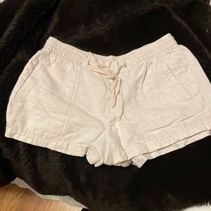 M Gap Linen shorts Good condition!